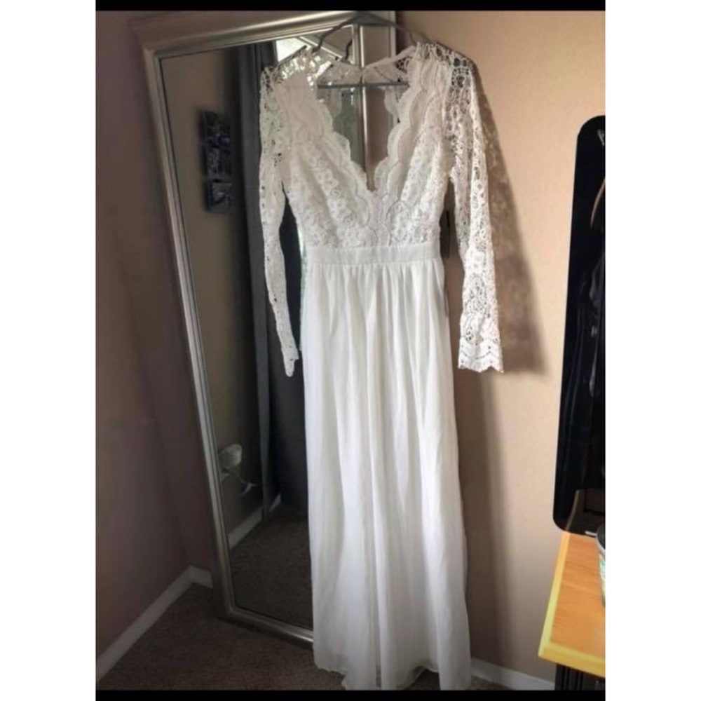 White lace dress